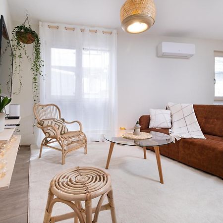 Stylish One-Bedroom Apartment Plovdiv Exterior photo